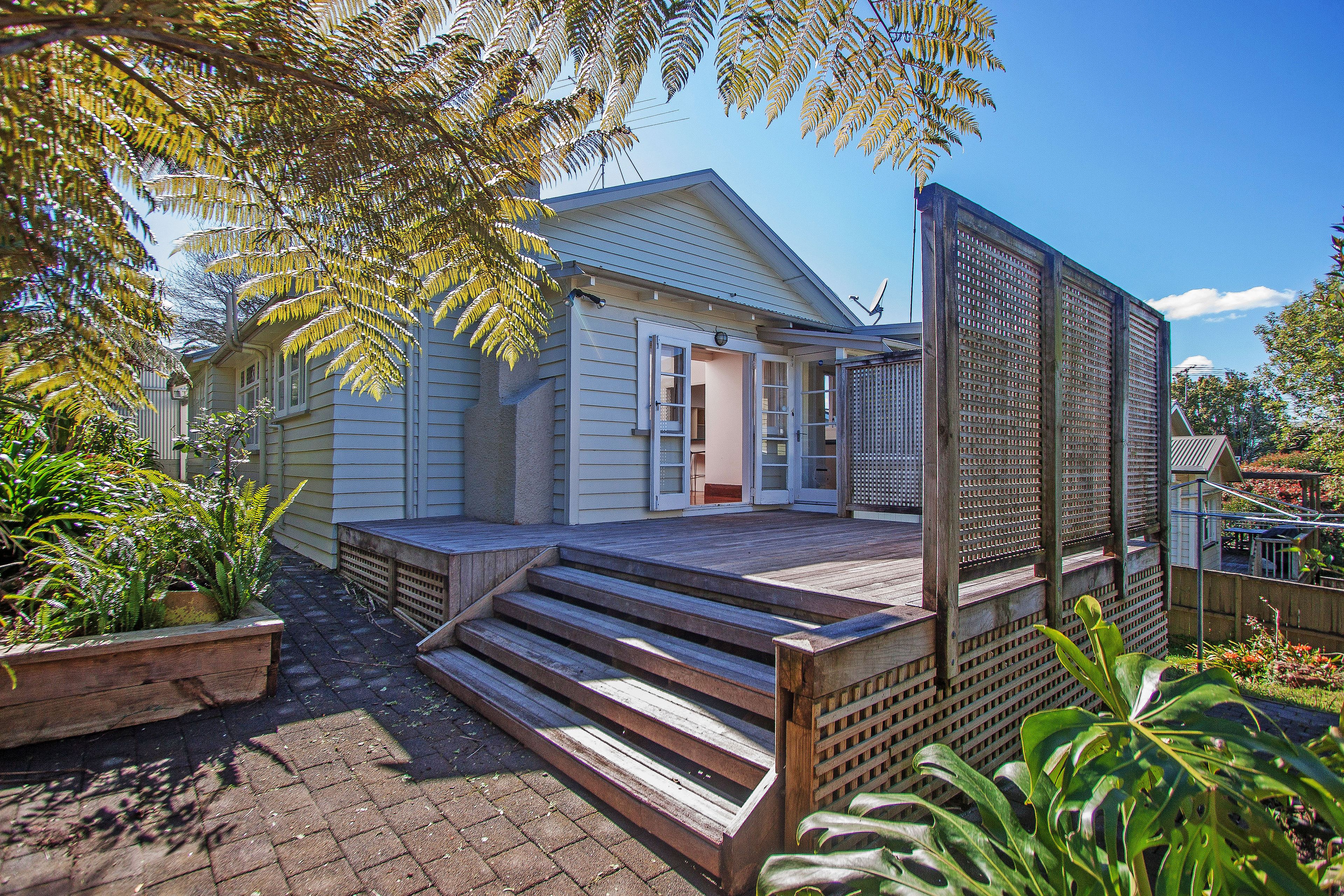 1 Ballin Street, ELLERSLIE, Auckland City