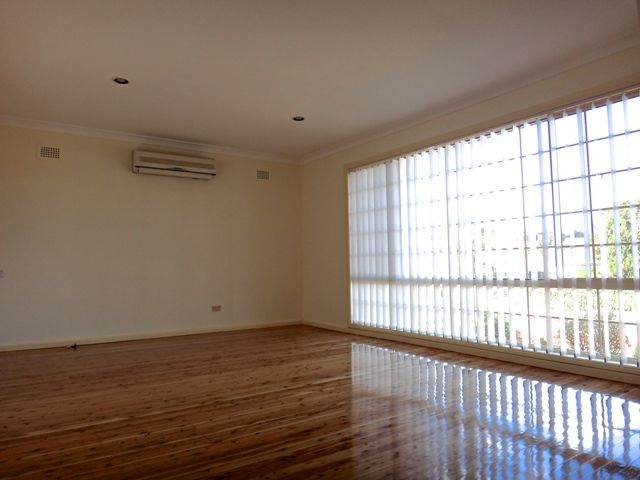 25 Nundle Street, SMITHFIELD, NSW 2164