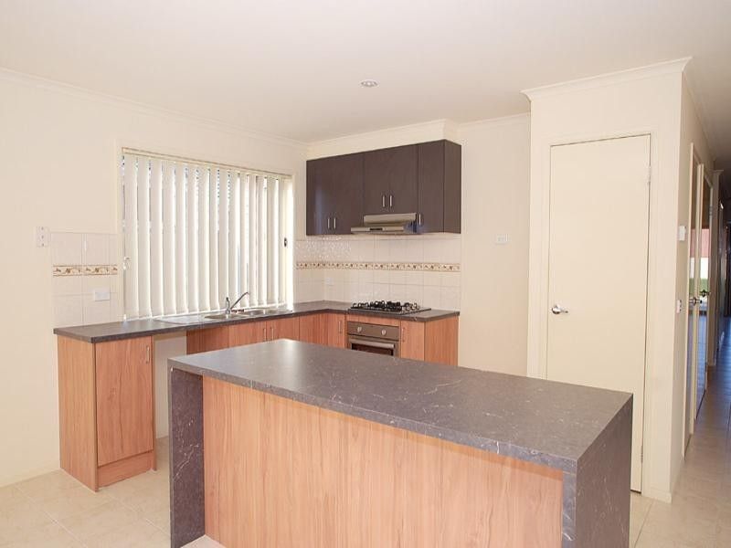 6 Westbrook Drive, KEYSBOROUGH, VIC 3173
