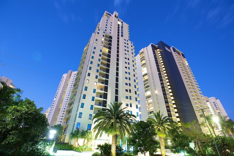 26/11 Peak Avenue, MAIN BEACH, QLD 4217