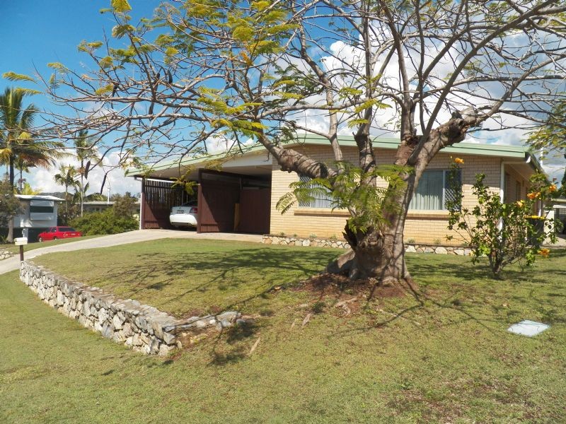 13 Hansen Crescent, CLINTON, QLD 4680