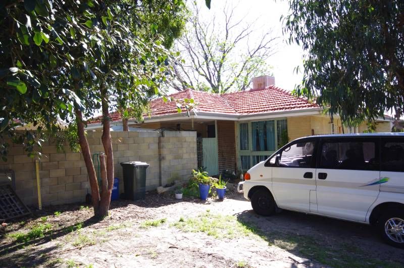 22 Rochford Way, GIRRAWHEEN, WA 6064
