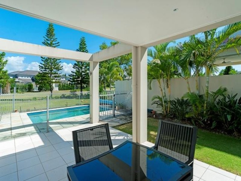 2809 Gracemere Circuit East, HOPE ISLAND, QLD 4212