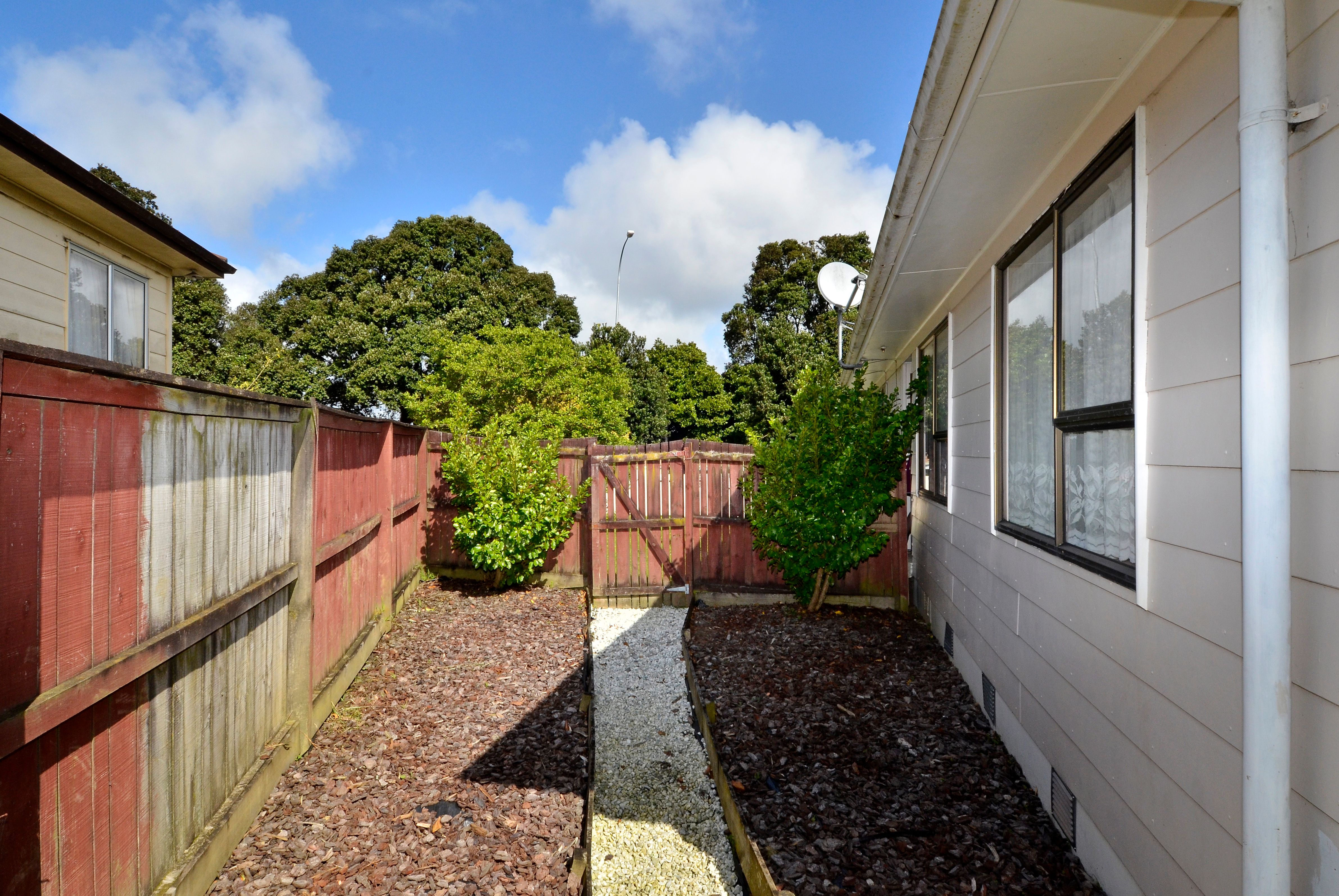 229 Weymouth Road, MANUREWA, Manukau City
