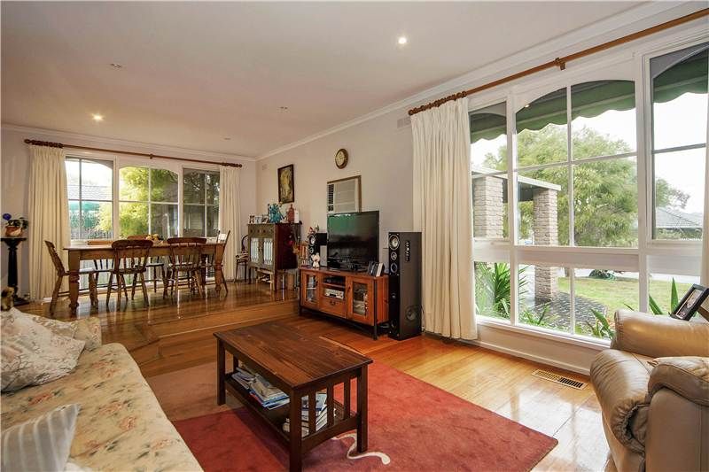 21 Sheeran Crescent, LARA, VIC 3212