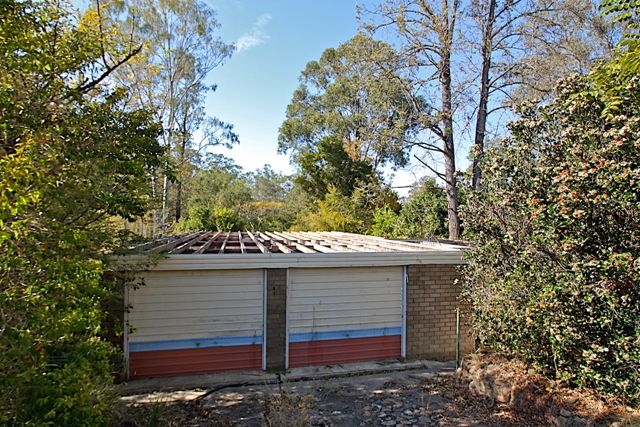 14 Robinson Street, BRASSALL, QLD 4305