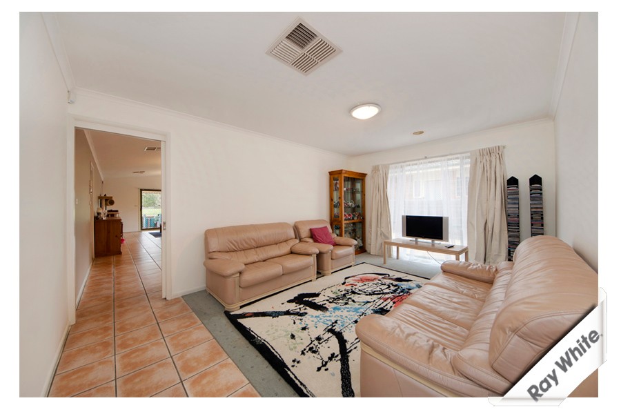 8 Bemm Place, AMAROO, ACT 2914
