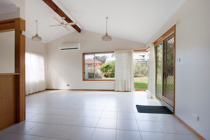 61 Roulstone Crescent, SANCTUARY POINT, NSW 2540