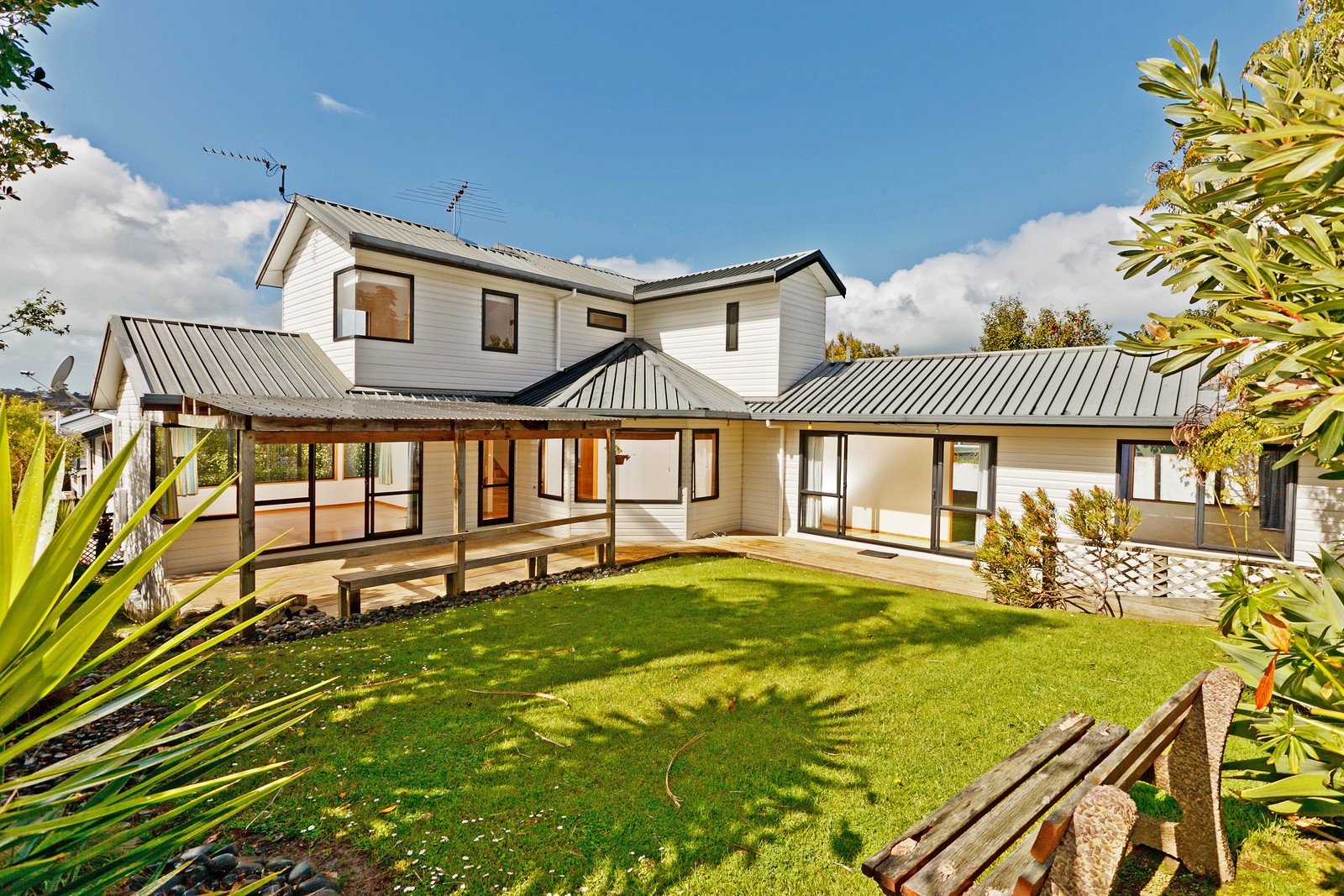 2/48 Corunna Road, MILFORD, North Shore City