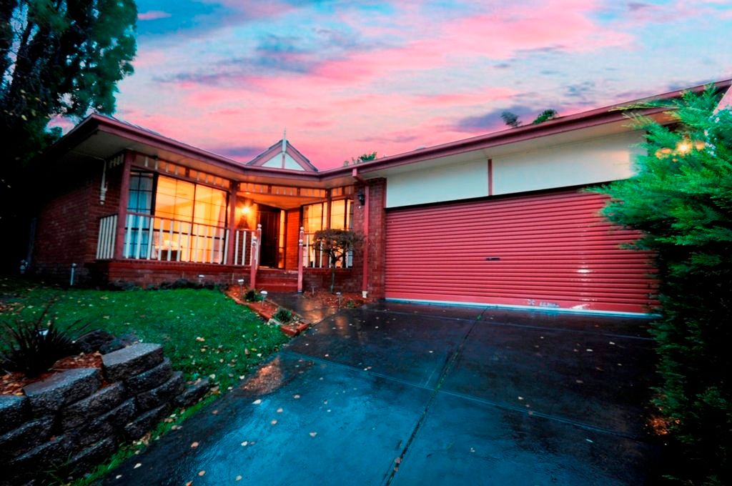 138 LAKEVIEW Drive, LILYDALE VIC 3140