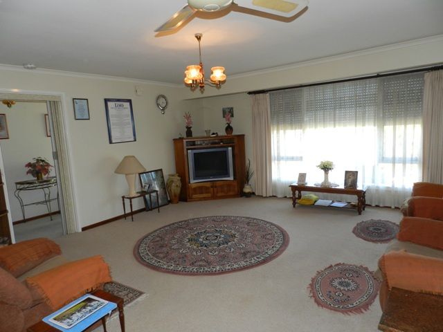 8 Westbrook Avenue, LOXTON, SA 5333