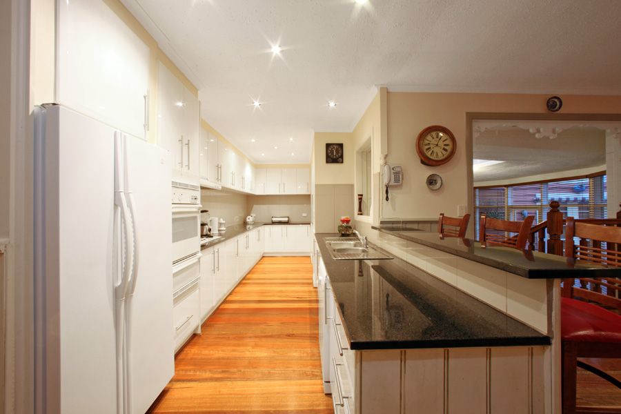 5 Maree Court, ROWVILLE, VIC 3178