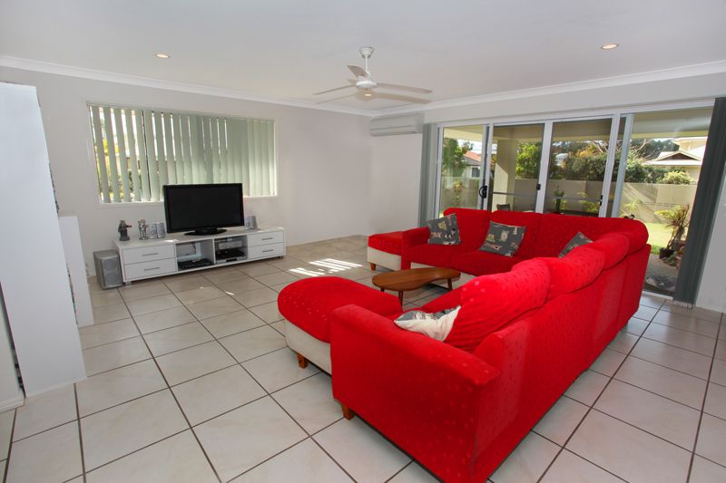 13 Greenside Court, PEREGIAN SPRINGS, QLD 4573