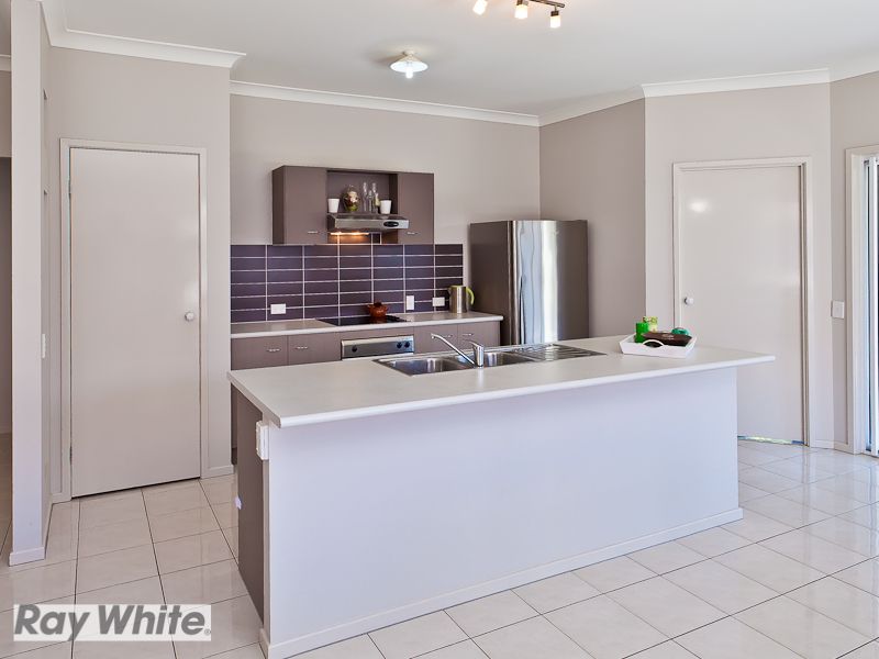 39 Wallaroo Circuit, NORTH LAKES, QLD 4509