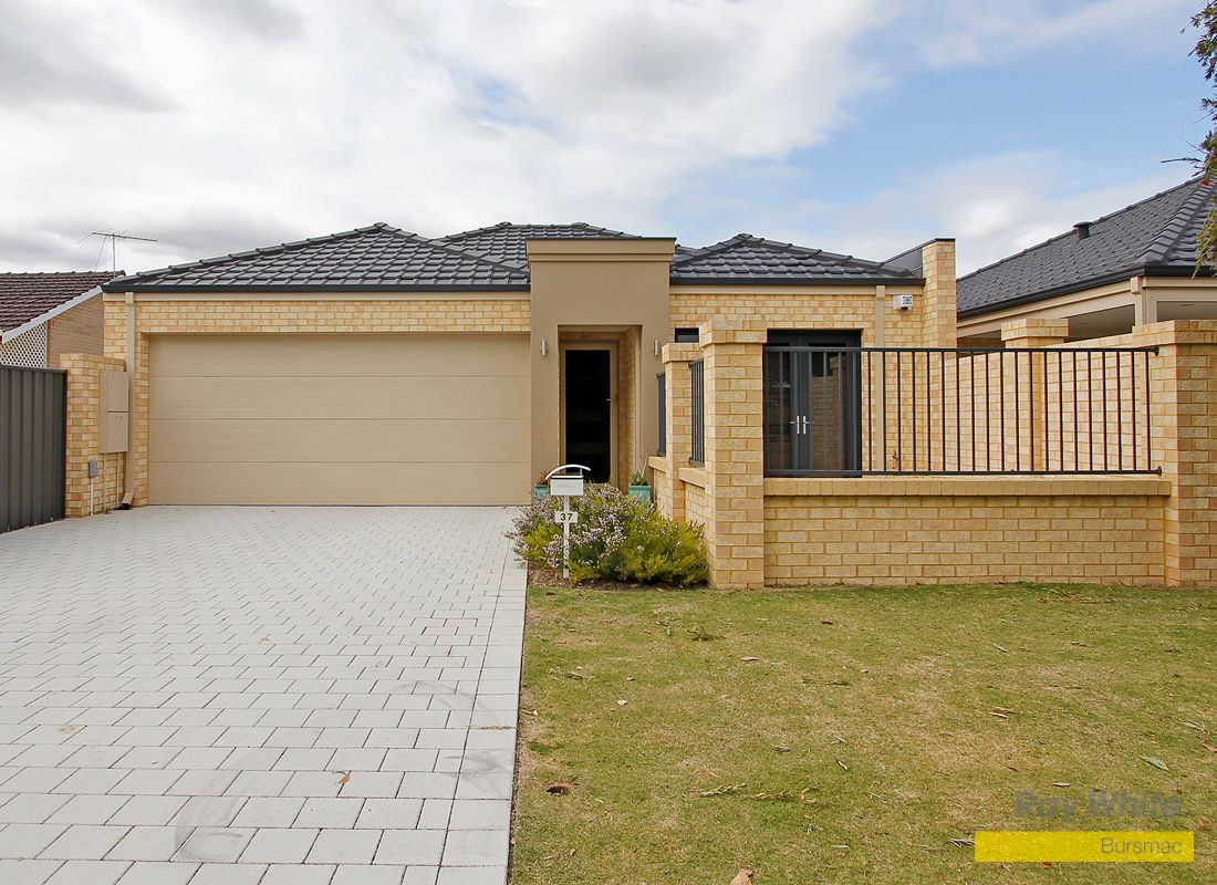 37 Keemore Drive, BALGA WA 6061