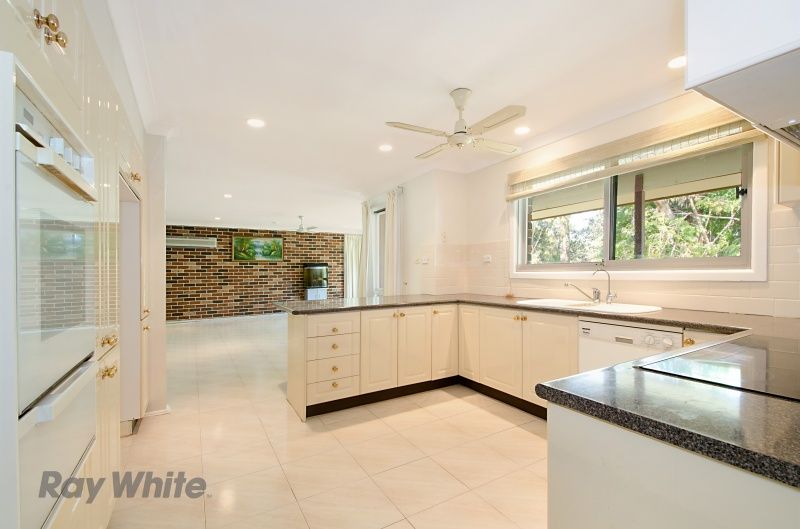 9 Angophora Place, CASTLE HILL, NSW 2154