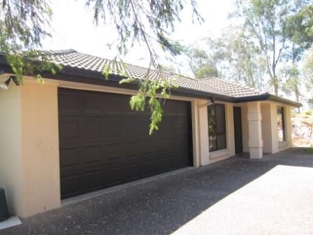 15 Calder Court, BRASSALL, QLD 4305
