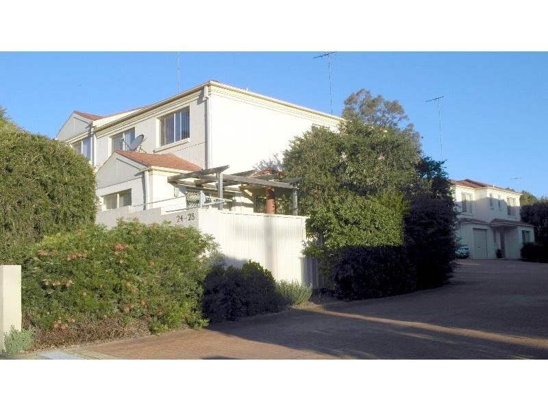 2/24 Robert Street, PENRITH, NSW 2750