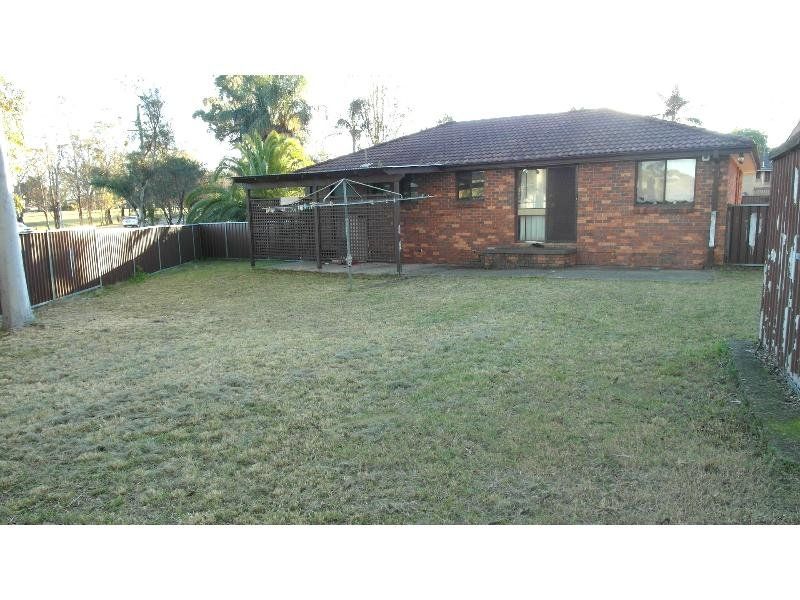5 Poets Glen, WERRINGTON DOWNS, NSW 2747