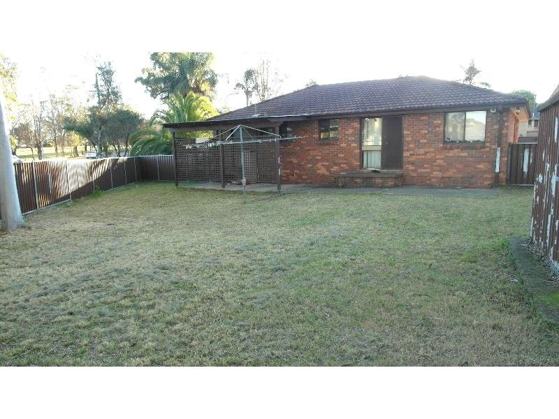 5 Poets Glen, WERRINGTON DOWNS, NSW 2747