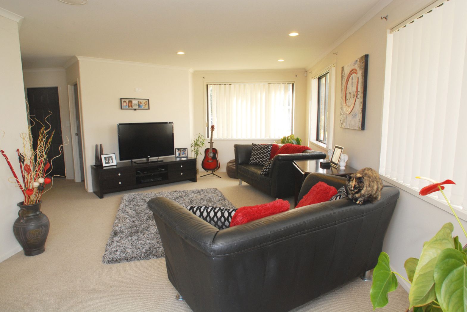 105 Kyle Road, GREENHITHE, North Shore City