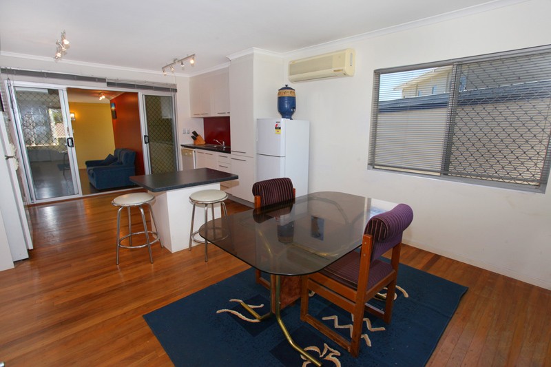 37 Sugar Road North, MAROOCHYDORE, QLD 4558
