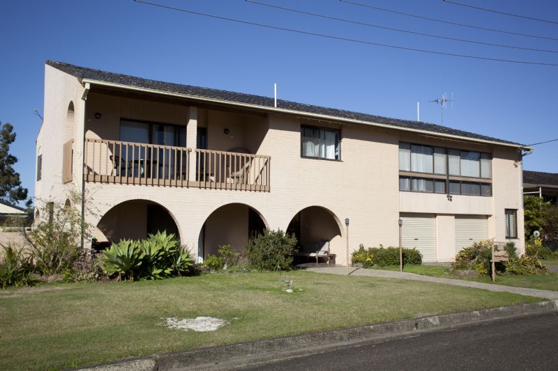 TAREE, NSW 2430