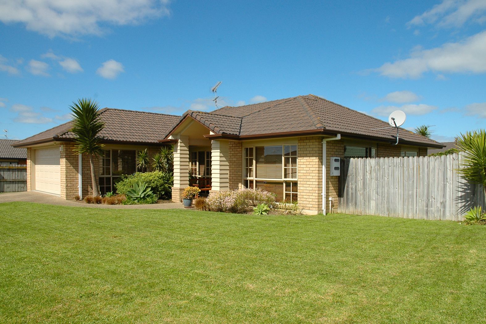 55 Redcastle Drive, EAST TAMAKI, Manukau City