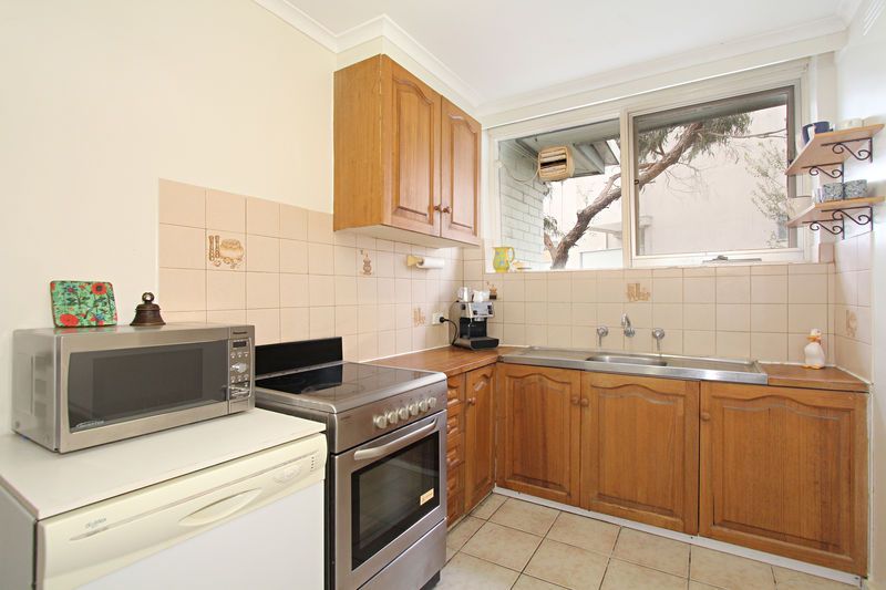 3/4 Watson Grove, GLEN HUNTLY, VIC 3163