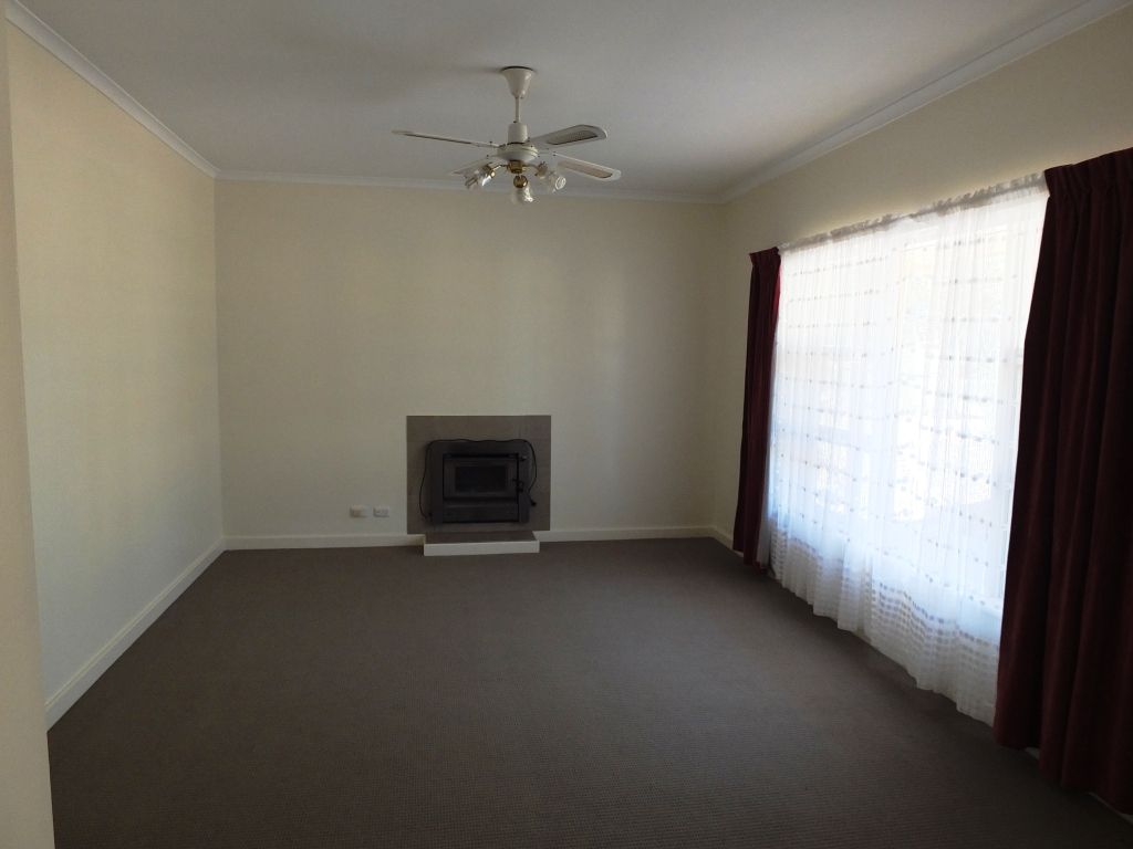 107 Cornish Terrace, WALLAROO, SA 5556