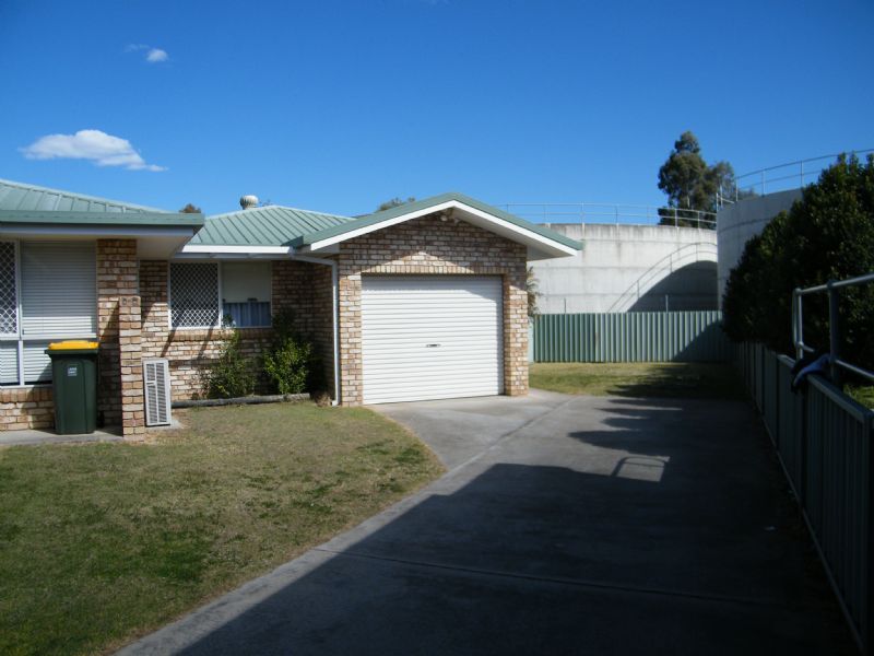64 Middle Street, CHINCHILLA QLD 4413
