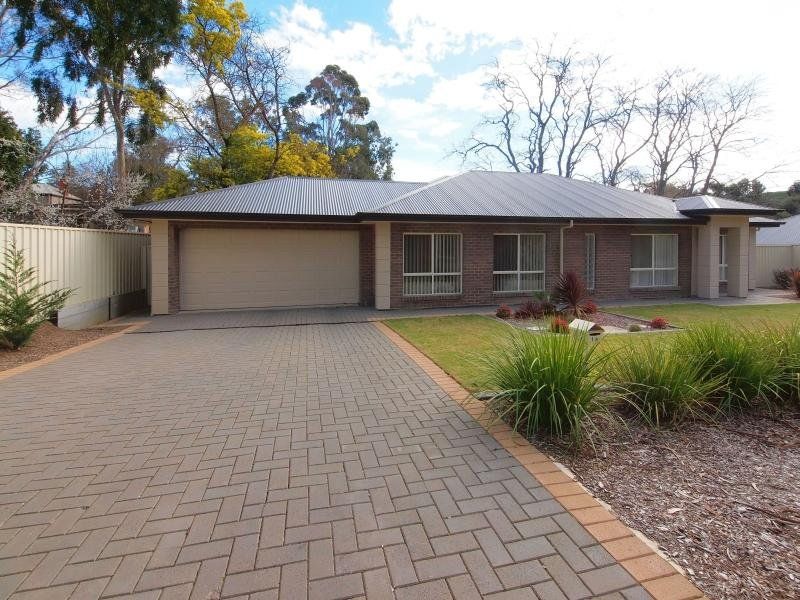 1A Lower Nixon Street, NAIRNE, SA 5252