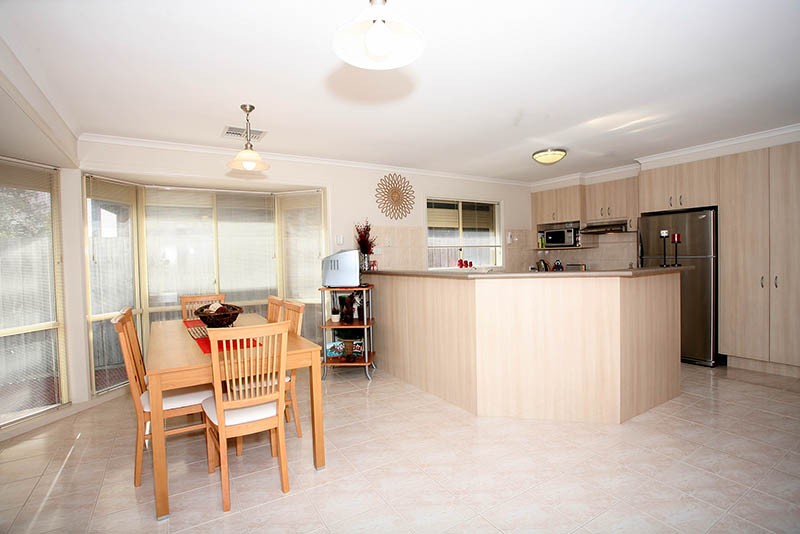 36 Twin River Drive, SOUTH MORANG, VIC 3752