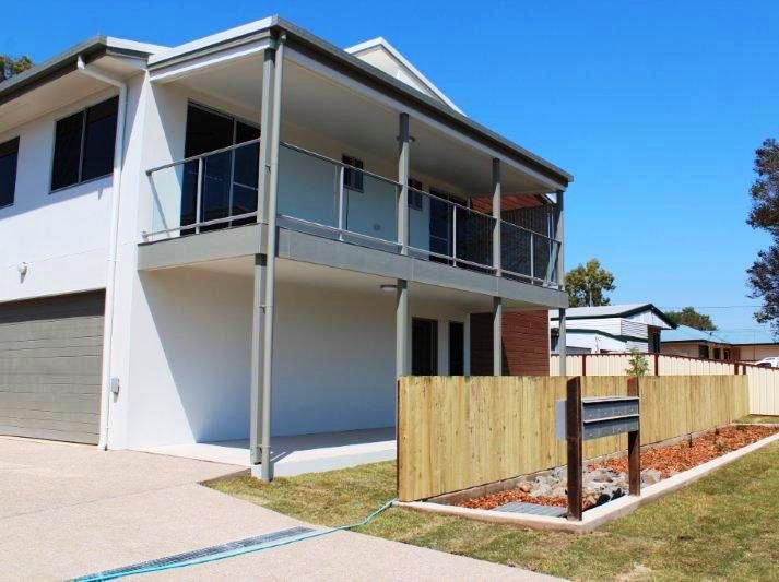 1/17-19 Sandalwood Street, BLACKWATER, QLD 4717