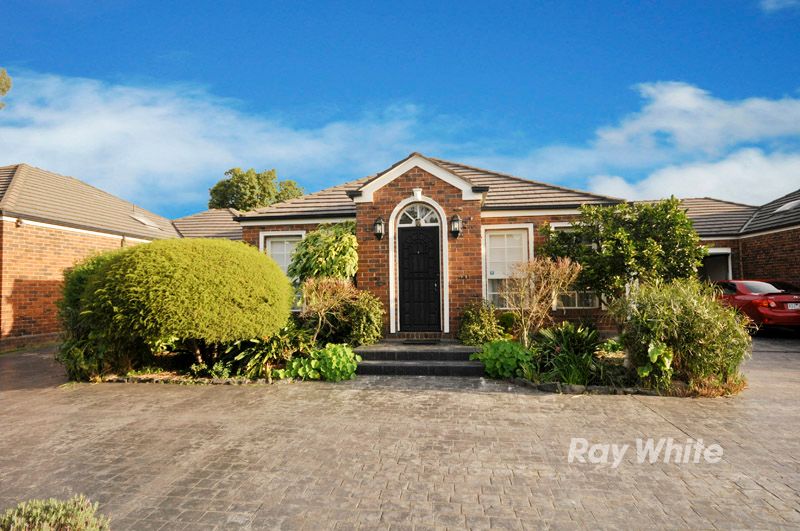 2 Newman Road, WANTIRNA SOUTH VIC 3152