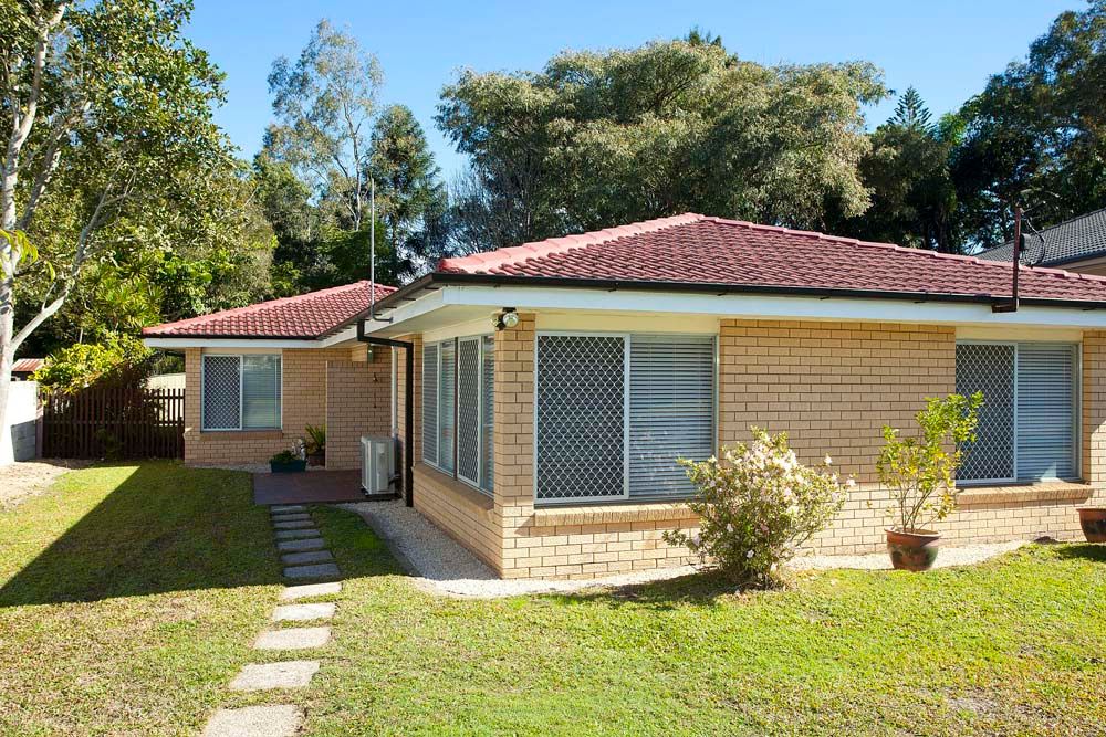 4 Sheraton Street, MACGREGOR QLD 4109