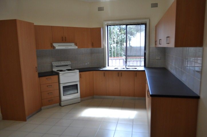 76 HIGHCLERE Avenue, PUNCHBOWL, NSW 2196