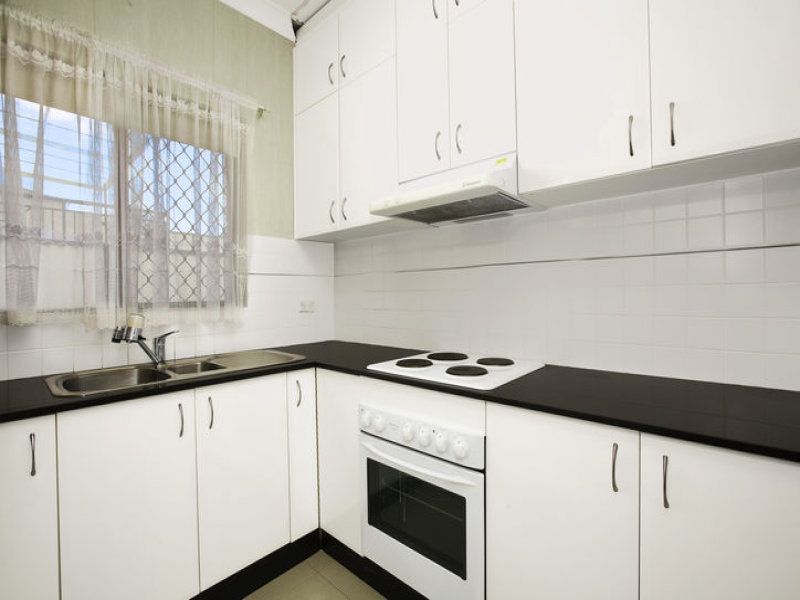2/43 Clevedon Road, HURSTVILLE, NSW 2220