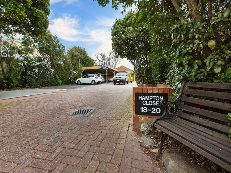 10/18-20 Fewster Road, HAMPTON, VIC 3188