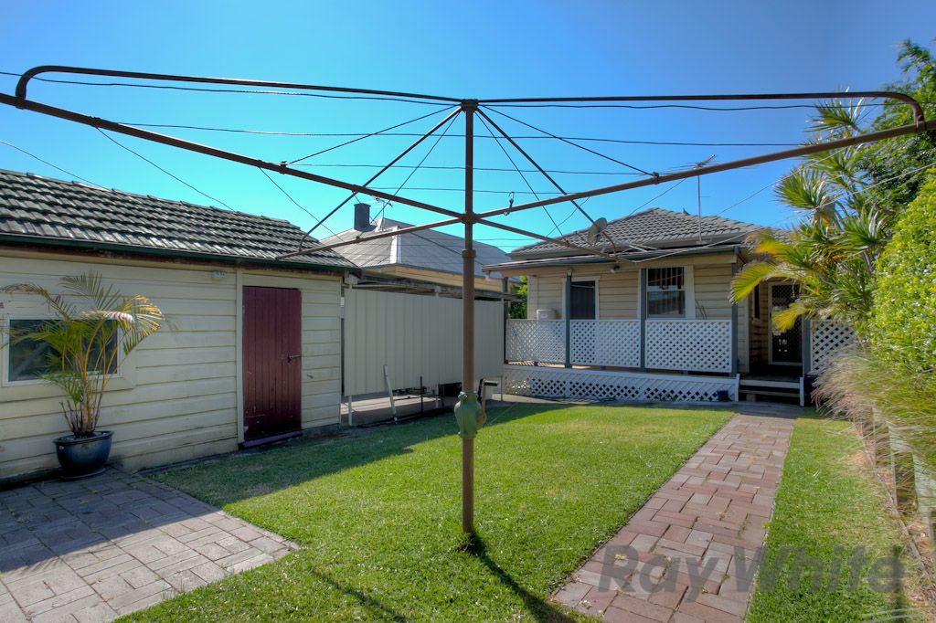 120 Barton Street, MAYFIELD, NSW 2304