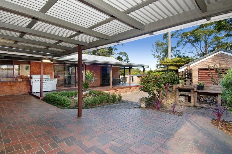 25 Annesley Avenue, STANWELL TOPS, NSW 2508