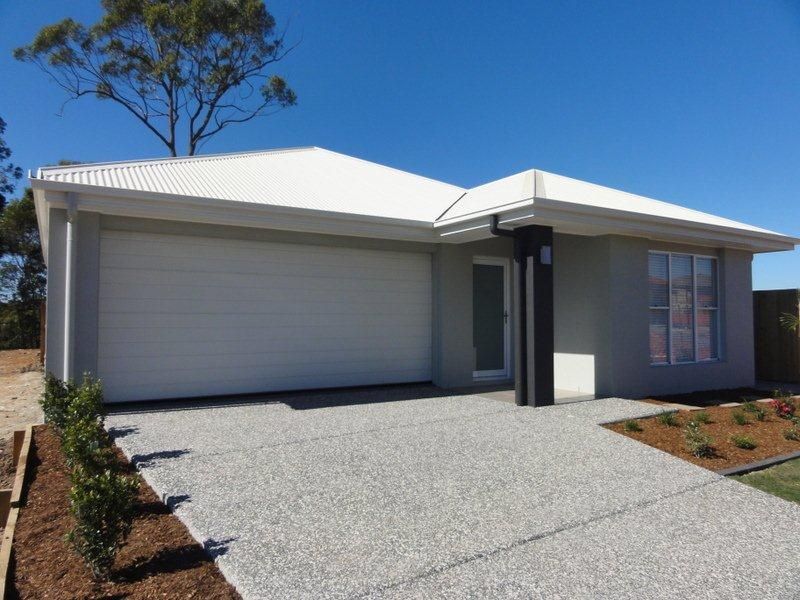 54 Dickson Crescent, NORTH LAKES, QLD 4509