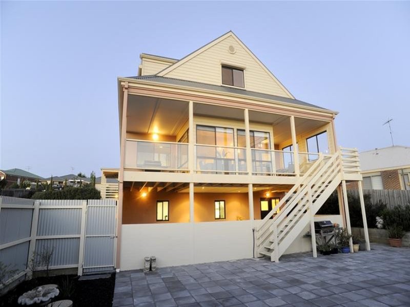 16 Washington Garden, LEOPOLD, VIC 3224