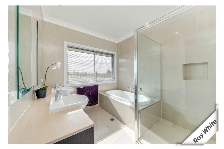 8 Murray Grey Place, MURRUMBATEMAN, NSW 2582