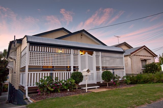 47 Yamboyna Street, MANLY QLD 4179