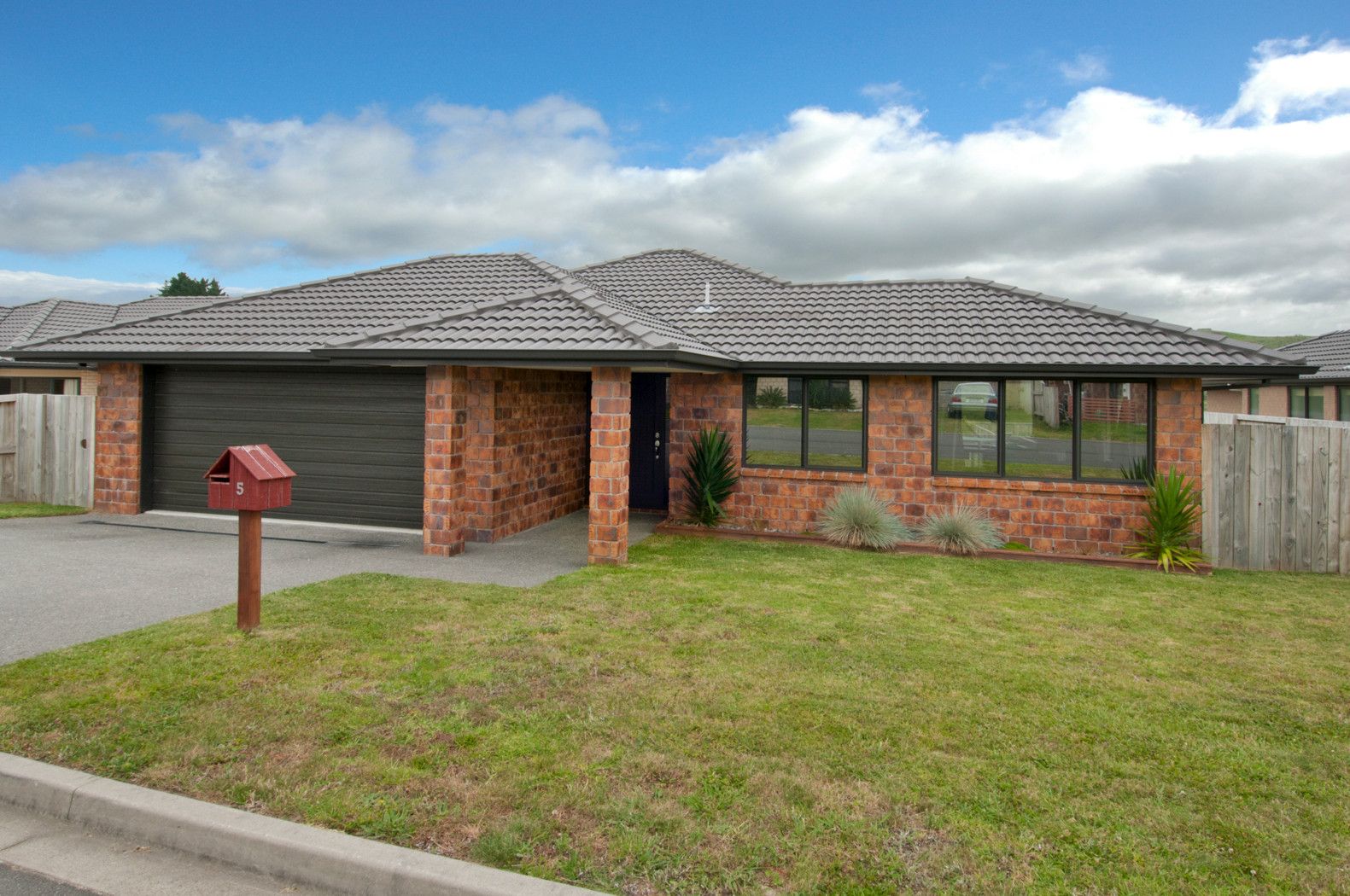 5 Gina Way, WELCOME BAY, Tauranga City