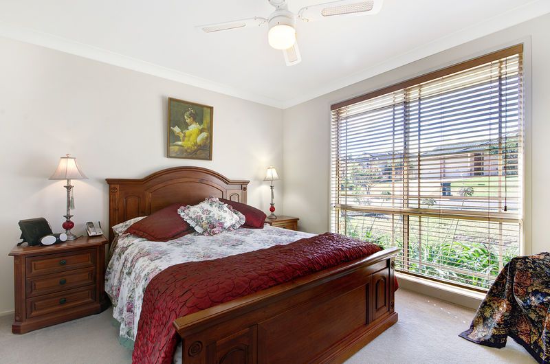 13 Warrego Street, ALBION PARK, NSW 2527