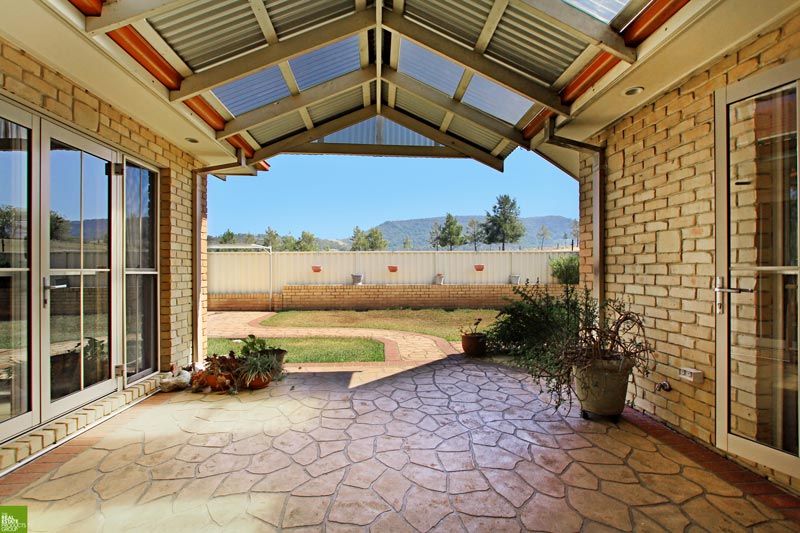 10 McInerney Avenue, ALBION PARK, NSW 2527