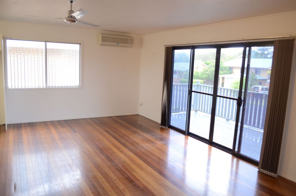 15 Endeavour Street, YAMBA, NSW 2464