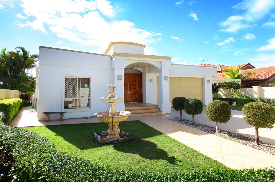 158 Port Jackson Boulevard, CLEAR ISLAND WATERS, QLD 4226